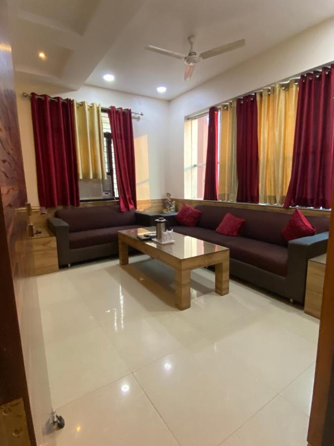 Hotel Pradeep Palace Gorakhpur Esterno foto